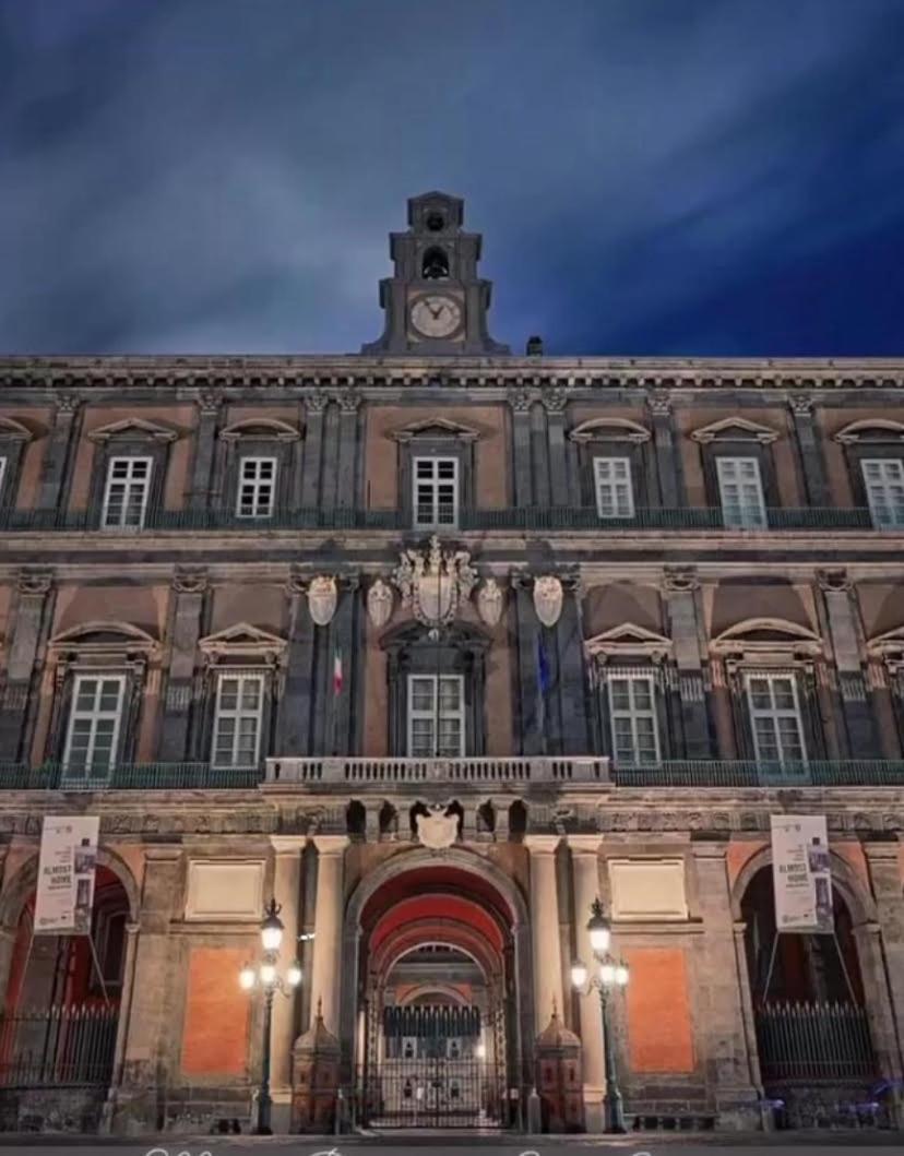 Apartamento Maria Rosaria A Santa Chiara Spaccanapoli Exterior foto